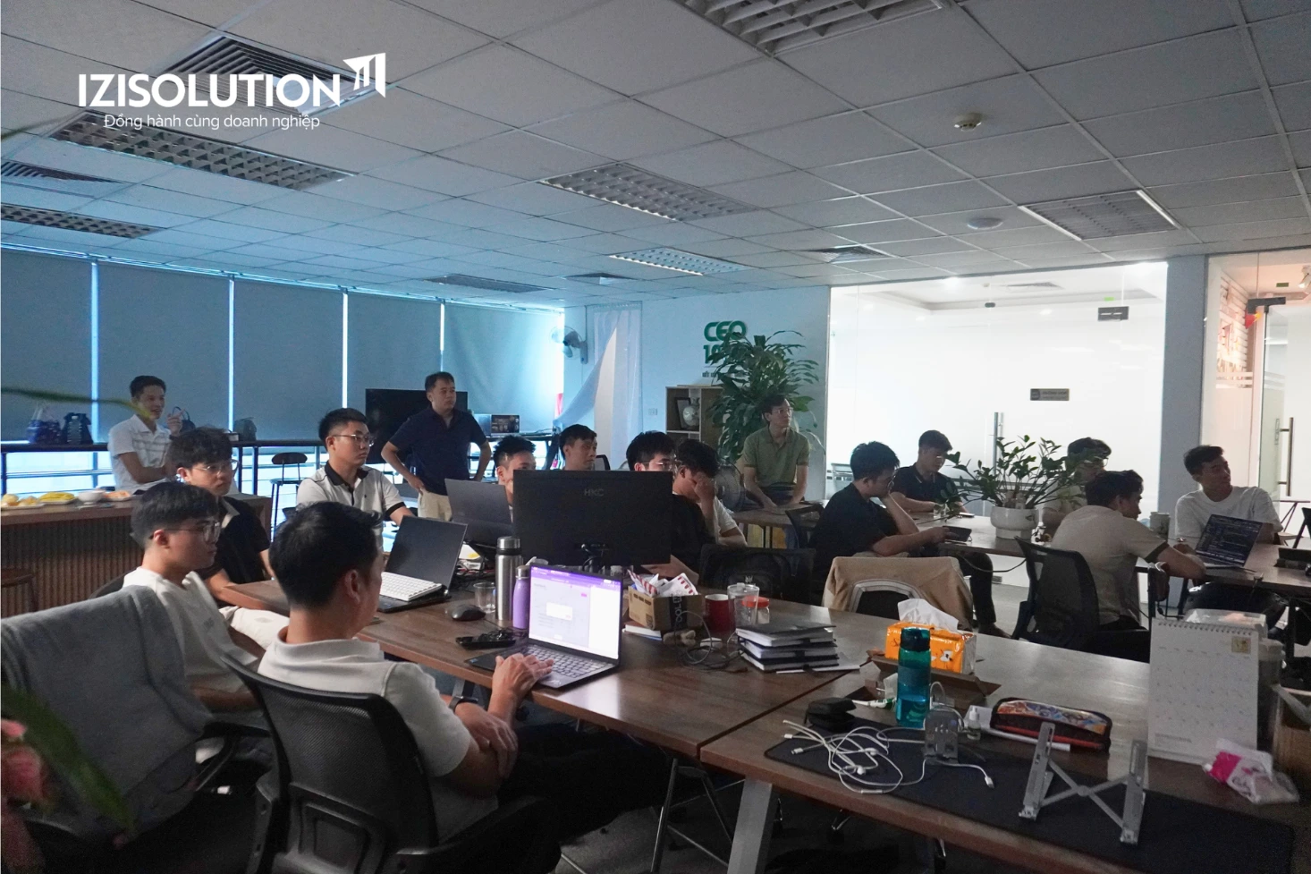 Thành viên IZISolution chia sẻ kinh nghiệm sử dụng Nexora Nhân viên IZISolution chia sẻ kinh nghiệm dùng Nexora, lan toả văn hoá học hỏi trong công ty