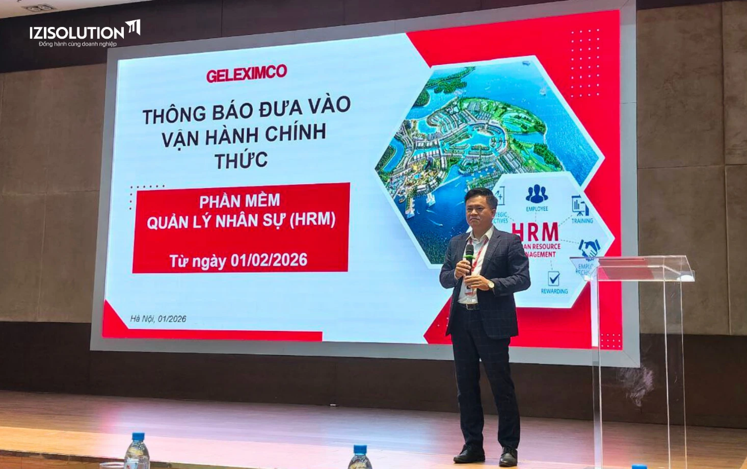 Đại diện Tập đoàn Geleximco công bố vận hành chính thức phần mềm quản lý nhân sự iziHRM